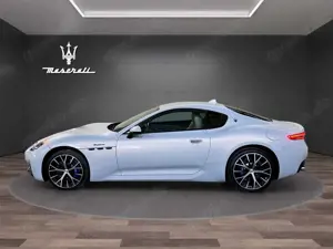 Maserati GranTurismo Modena Bild 4