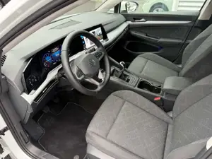 Volkswagen Golf VIII Var. Life+LED+Virt.Cock.+SHZ+L-Hzg+ Bild 5