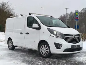 Opel Vivaro Kasten 2,9t*TÜV NEU*Allwetterreifen NEU*Tempo Bild 4