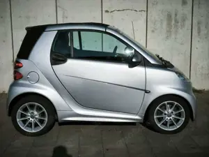 smart forTwo Cabrio Passion MHD Servo Klima Sitzheizung Bild 1