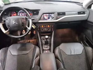 Citroen C5 Tourer 2.0 HDI Exclusive T-Leder Navi RfK AHK Bild 5