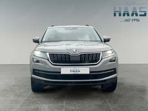 Skoda Kodiaq Drive 125 4x4 AHK Navi 4x Sitzh. ACC Bild 2