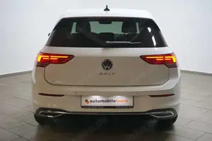 Volkswagen Golf 8 2.0TDI DSG Move Virtual Pano AHK ACC HUD Bild 5