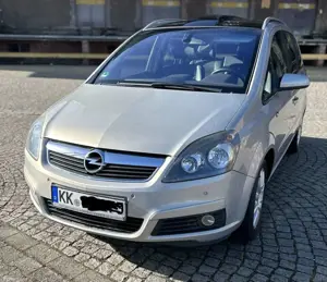 Opel Zafira 1.8 + TÜV neu + Panorama + Teilleder + 2. Hand