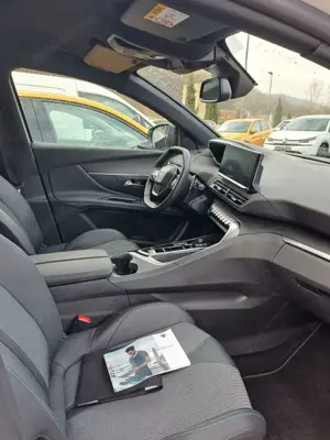 Peugeot 3008 Allure Pack Bild 5
