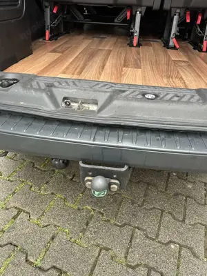 Ford Transit Custom 310 L2H2 PKW VA Basis Bild 4