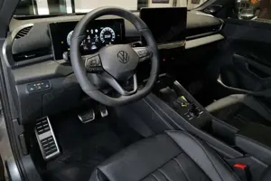 Volkswagen T-Roc 1.5eTSI DSG R-Line BlackStyle AHK DCC Leder HKa... Bild 2