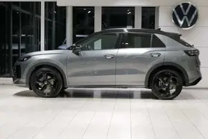 Volkswagen T-Roc 1.5eTSI DSG R-Line BlackStyle AHK DCC Leder HKa... Bild 5