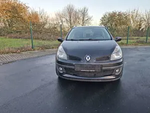Renault Clio Authentique Bild 3