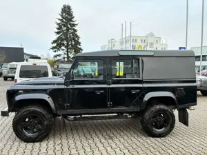 Land Rover Defender SE "Utility" Bild 5