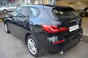 BMW 118 D F40 *LED*NAVI*BMW LIVE COCKPIT*TEMPOMAT*SITZHEIZ Bild 5