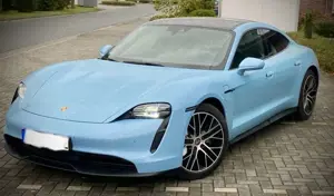 Porsche Taycan 4S