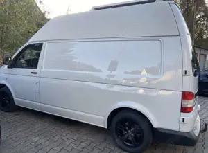 Volkswagen T5 Transporter VW T5 Camper | Hochdach | Standheizung | Autark Bild 3