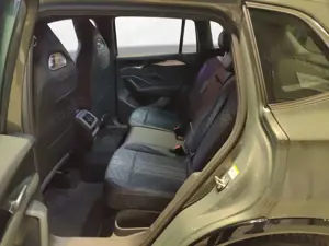 Volkswagen Tiguan R-Line 1,5 l eTSI OPF 110 kW (150 PS) Bild 3