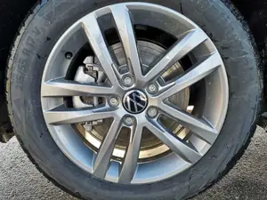 Volkswagen Touran Comfortline BMT/Start-Stopp 1.5TSI DSG 140 kW (... Bild 3