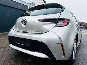Toyota Corolla Corolla Hybrid 1.8 Hybrid Kamera/Lenkradh. Bild 5