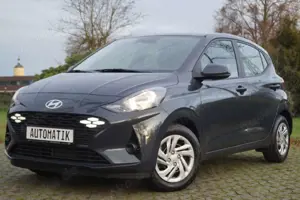 Hyundai i10 1.0 AUT.-NAVI-KLIMA-TEMPOMAT-KAMERA-PDC-