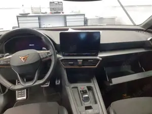 CUPRA Leon Sportstourer 2.0 TSI Bild 3