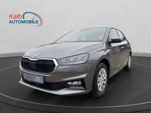 Skoda Fabia FABIA SELECTION+4J/100TKM GARANTIE+PDC+LED+SHZ