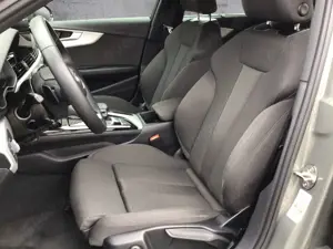 Audi A4 Avant S line 40 TFSI quattro S-tronic STH KLIMA L Bild 5