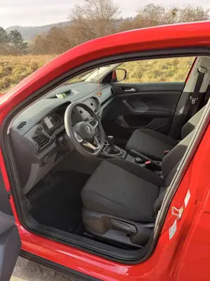 Volkswagen T-Cross 1.0 l TSI OPF 85 kW (115PS) - Sehr Gepflegt Bild 5