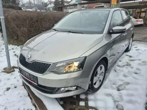 Skoda Fabia Ambition Alu Multilenk Klima Temp