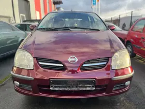 Nissan Almera Tino Bild 5