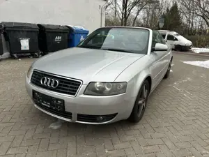 Audi A4 A4 Cabrio Cabriolet 2.4 / Tüv Neu Bild 3
