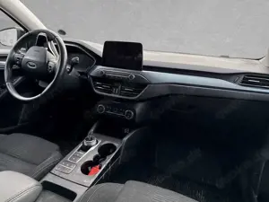 Ford Focus Turnier 1.5 EcoBoost ACTIVE Automatik Bild 4