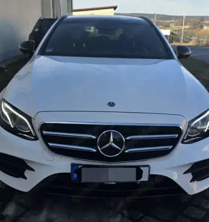Mercedes-Benz E 400 d 4Matic T 9G-TRONIC AMG Line