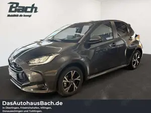 Toyota Yaris 1.5 Hybrid Teamplayer mit Comfort-Paket LM