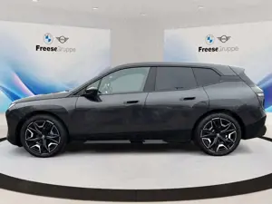 BMW iX xDrive40 AHK Laser 360° STANDHZ HEAD-UP PANO Bild 3