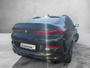 BMW X6 xDrive40d Bild 2