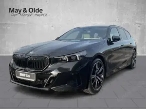 BMW 540 d xDrive Touring M-Sport HUD AHK Pano StandHZG