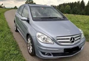 Mercedes-Benz B 200 CDI SPORTS TOURER TÜV NEU