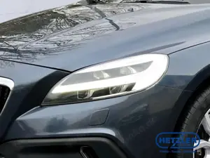 Volvo V40 Cross Country Navi Digitales Cockpit Soundsystem LED Sperrdiff. Bild 5