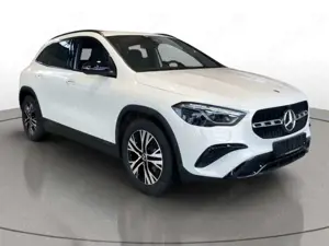 Mercedes-Benz GLA 200 d Progressive Line+Night+DISTRON+KEYLESS Bild 4