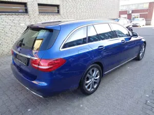 Mercedes-Benz C 200 T Avantgarde Bild 3
