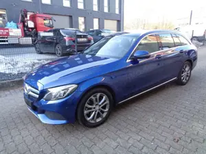 Mercedes-Benz C 200 T Avantgarde Bild 2