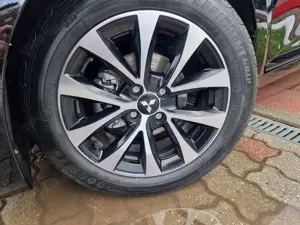 Mitsubishi Colt PLUS 1.0 T*LENKRADHEIZUNG*RÜCKFAHRKAMERA* Bild 4