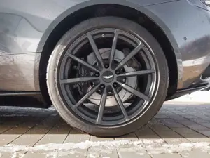 Aston Martin DB11 V8 Coupe Bild 4