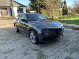 Alfa Romeo Stelvio 2.2 Diesel 16V AT8 Q4 Veloce Bild 5