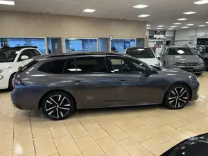 Peugeot 508 GT*PlugIn*ACC*Night*Pano*Leder Alc*Navi*SHZ Bild 4