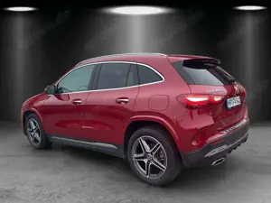 Mercedes-Benz GLA 180 d+AMG-Line+DISTRONIC+Memory+Burmester Bild 3