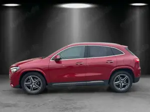 Mercedes-Benz GLA 180 d+AMG-Line+DISTRONIC+Memory+Burmester Bild 2