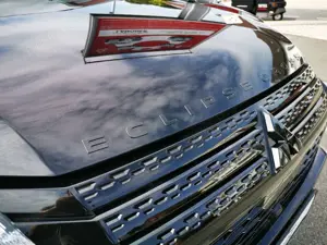 Mitsubishi Eclipse Cross Plug-in Hybrid Select Black 2.4 MIVEC 4WD *Kamera* Bild 4