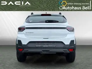 Dacia Sandero III Stepway Essential TCe 110 Bild 2