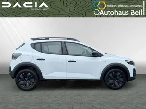 Dacia Sandero III Stepway Essential TCe 110 Bild 4