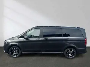 Mercedes-Benz V 300 d Edition Exclusive 4x4 lang AMG Pano 360° Bild 3