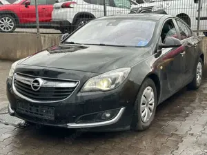 Opel Insignia Edition NAVI XENON ACC SCHIEBEDACH Bild 2